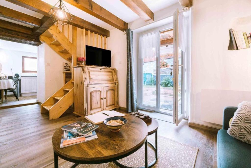 La Petite Maison Bonvillard Extérieur photo