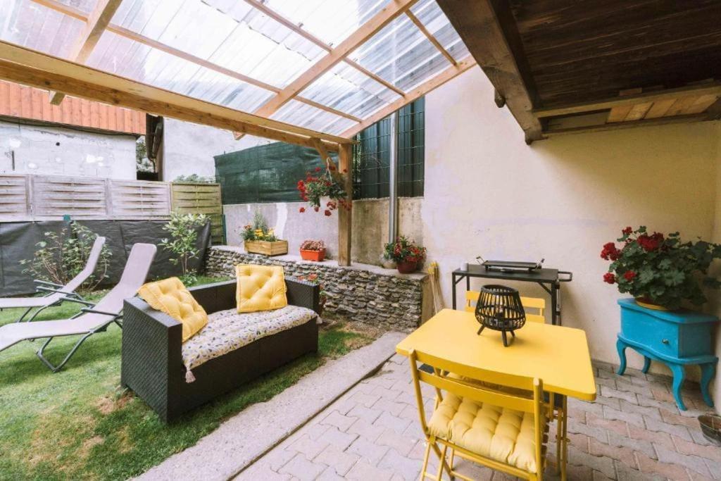 La Petite Maison Bonvillard Extérieur photo